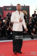 歌手、演员瑞奇·马丁、演员艾玛·科林