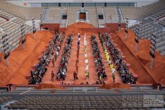 LACOSTE 2027 春夏巴黎时装秀 着装要求：不