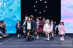 亲子达人齐聚上海时装周，演绎高梵KID
